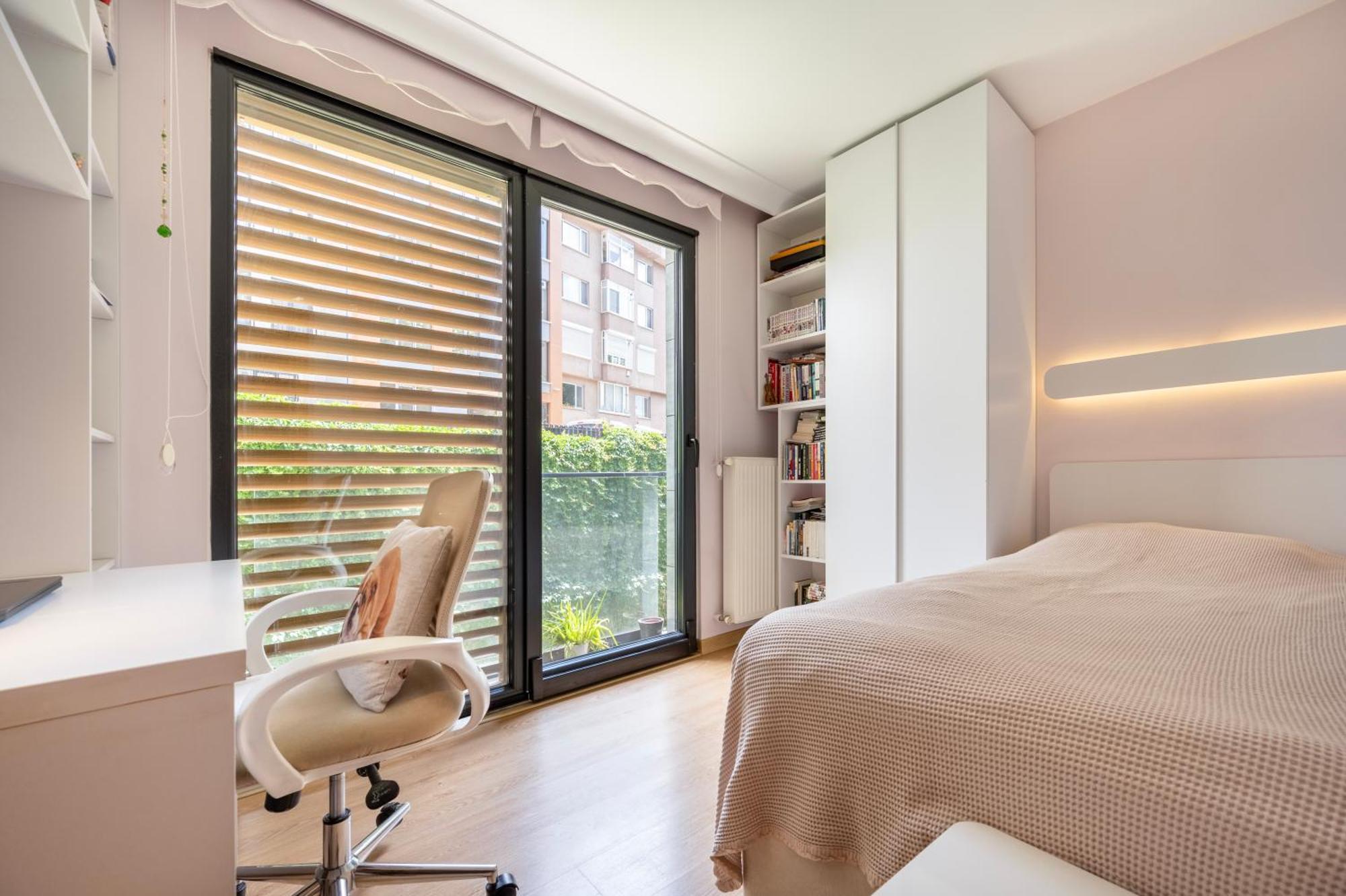 Apartament Modern Cozy Duplex In Great Location Center *