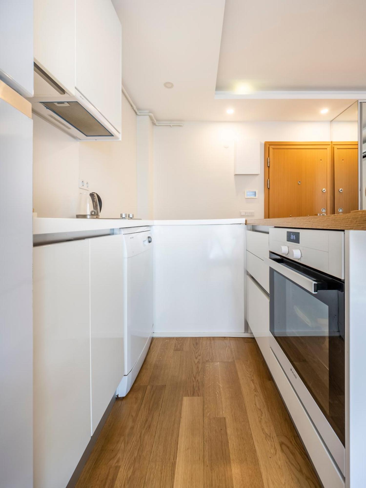 Modern Cozy Duplex In Great Location Center Apartament *